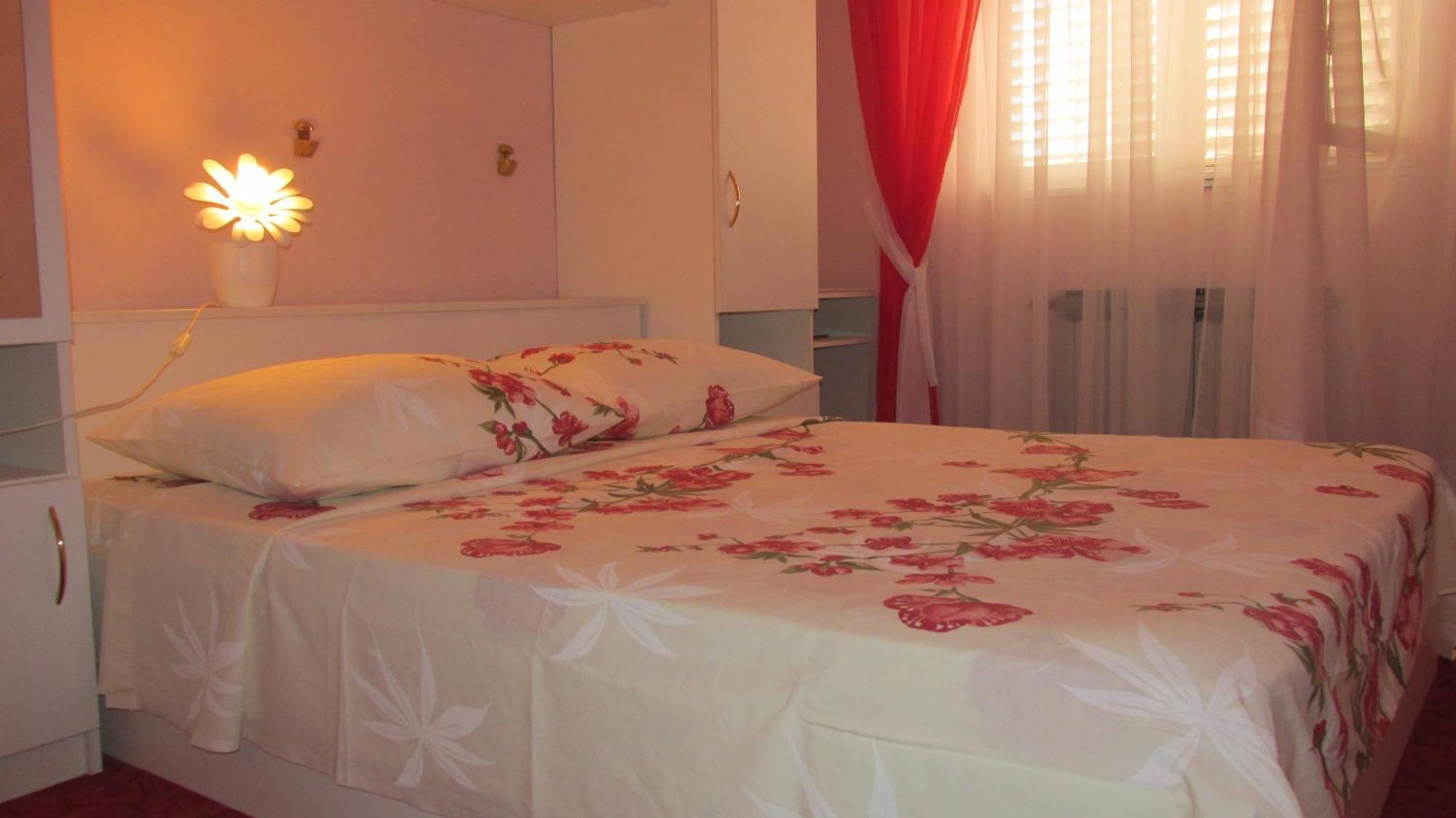 Apartment Dominik Бибине Екстериор снимка